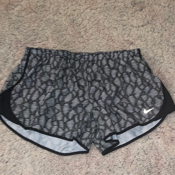 Nike Dri Fit Shorts - Picture 1 of 2